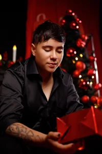 AbbySmiitth_ Merry Christmas 2025 Pic 2