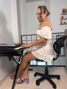 Alice_Liora Public Pic