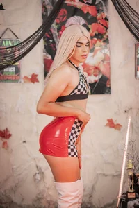 BeckyAndersのHalloween!!!の 8枚の写真