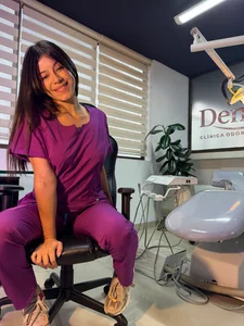 iris_cuteface Your horny dentist girl Pic