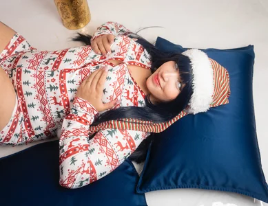 hinata_dolly Merry christmas 🎄🎉 Foto 3