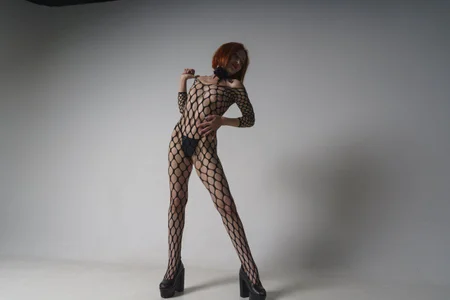 Jullia_Moor your fav women  2টি ছবি