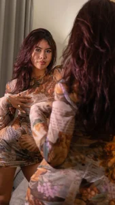 Violett_Raven Public Bilde 4