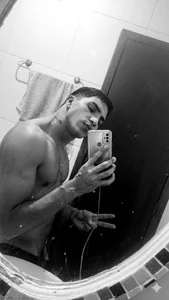 Axxxel90 Public Pic 7