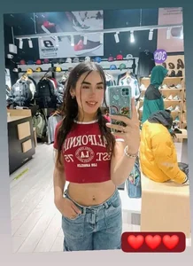 Eimy_Blum Public  4. fénykép