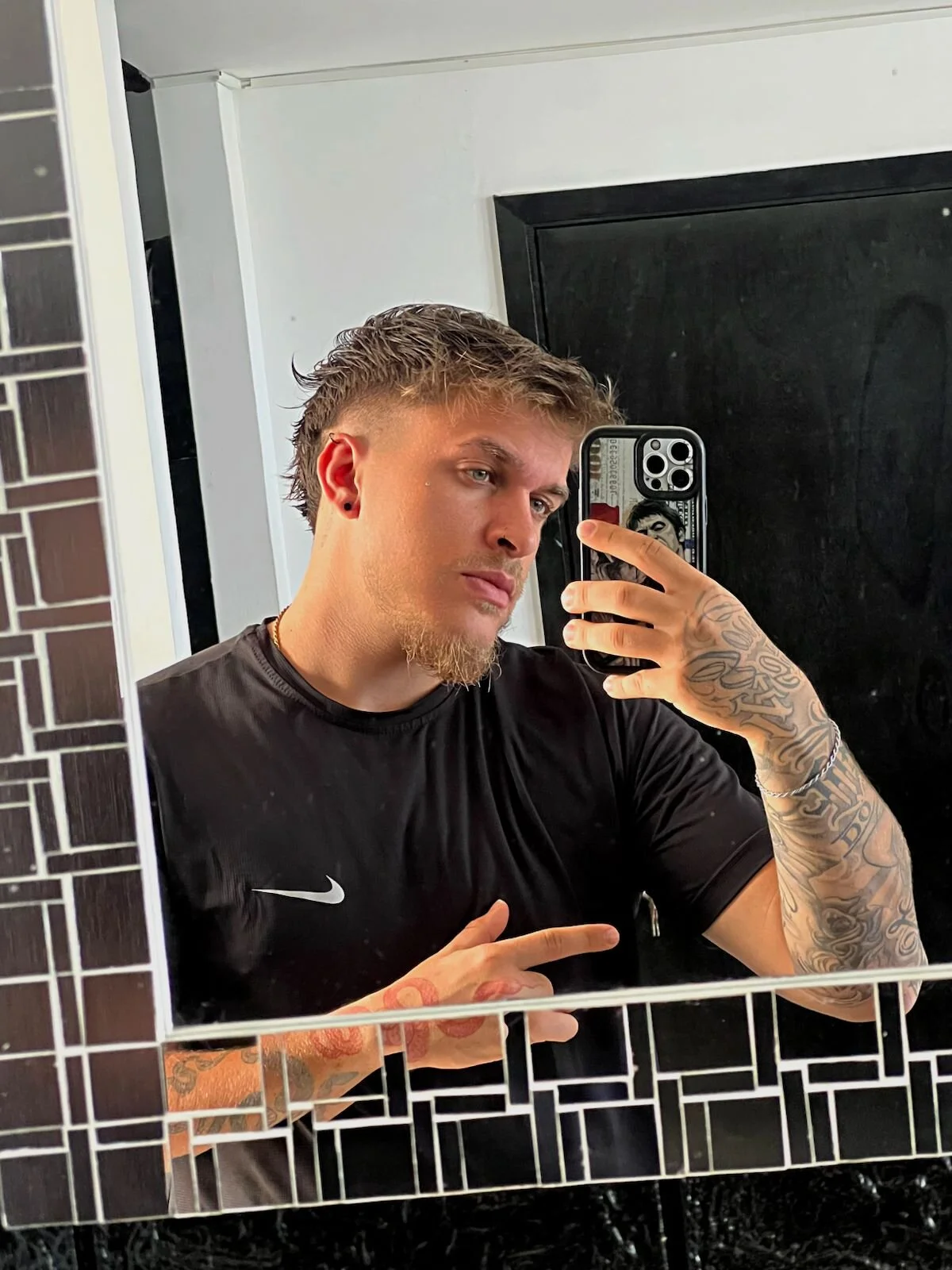 keane_lee_ Trending Plaatje 9374