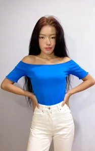 IvorySelene: kiss ( 5 фото)