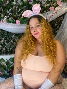 JenaCooper_ Sweet Easter Moments 🐰❤️ Pic 3