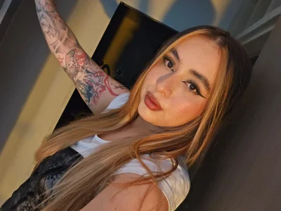 Keep your eyes on me love💖 de Lissmoonx_  2 photos