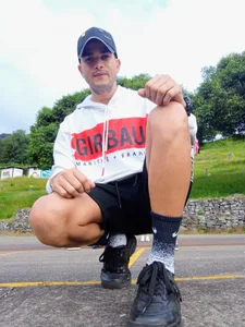 Nicolas_Moncadas Public Gambar 5