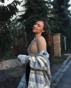 Pretty-Lina's photo