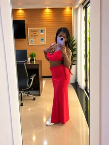 Red on Me, Temptation in the Air🔥 de KarinaFlowers_  photos