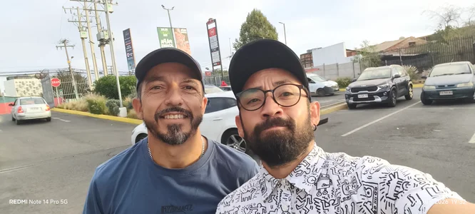 Nosotros de Tristan40@xh  3 Imagens