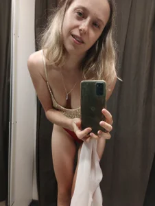 Public_Katrisha Public Εικόνα 7