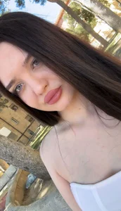 KenzieLou Social зображення 3