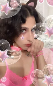 pink de pinkyves  2 Imagens