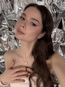 silver lips od AmeliaFlares  2 snímek