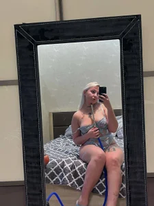 Debbie_TaylorのHOT 🔥の 7枚の写真