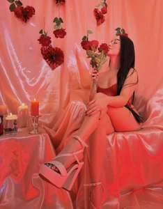 GisellePalmer_88 kullanıcısının Your San Valentin 🌹❤️ albümü -  3 fotoğraf