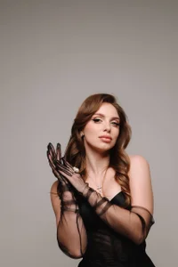 _julia_wonderful_ Public Pic 6