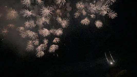 841_yayoi 花火 Foto 5