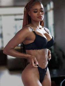 RenataReyess Sensual and seductodra Pic 4