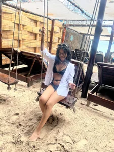 emily_sweett24 Public صورة واحدة|emily_sweett24 Public صورتان|emily_sweett24 Public  2 صور|emily_sweett24 Public  2 صورة