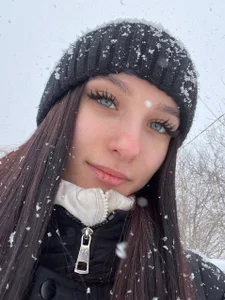 SkinnyAshley Public Gambar 5