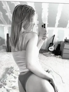 Skinny_girl_ meeeee Pic 4