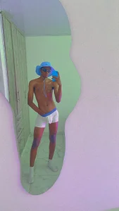 Harry_Jasoon Chilling Pic 4