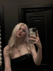 AnnyBany Public Pic 3