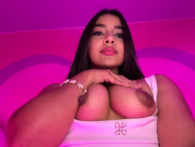 HaileyBiieber 💗 Pic 4