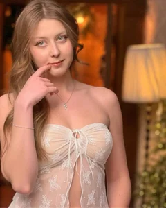 MeganBoyr Public Pic 7