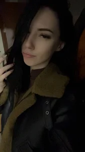 EsmePemberton Public Kuva 8