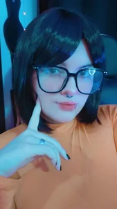 Mariana_velezz Velma! 🧡🔎  4. fénykép