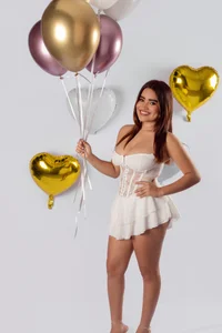 GigidollのCome celebrate together!の 6枚の写真