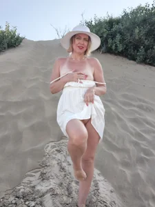 YourQueenX this year's vacation was just hot👙💐✨👒, I adore the sea, sand and sun 😍🤩👄😘💃 사진 5