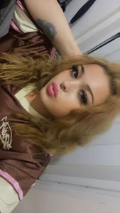 karina1818 Public Pic 4