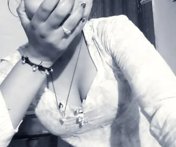 vijaylaxmi69 Public صورة واحدة|vijaylaxmi69 Public صورتان|vijaylaxmi69 Public  صور|vijaylaxmi69 Public  صورة