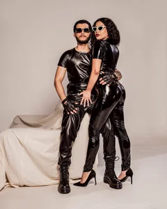 Clio y Tadeo de Twisted_Fantasy  Imagens