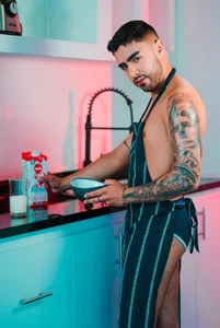 ItsMeErosのWait,i’m preparing something to you….の 5枚の写真