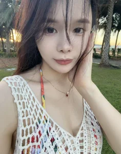 Yiyi188 甜甜的11 Pic 4
