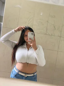 Eva_Rotic_ Public Foto 4