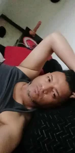 SexDiffrent in my bed before playing - en mi cama antes de jugar Foto