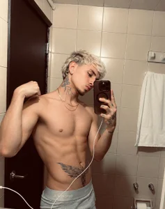 Public od Jaxon_matias72  6 snímek