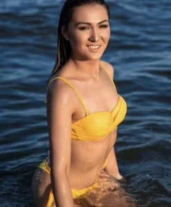 NicolLopeze Public Pic 3