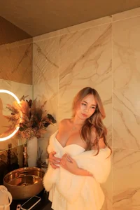 VivienNell White Night Kuva 2