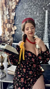 ElizabethBronks kullanıcısının Will we play a romance about love? albümü -  9 fotoğraf