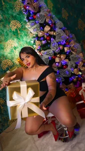 Karina_Andrade All I Want for Christmas Is You Pic 5