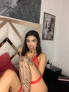 tael_novacs Sweet or daring… Pic 3